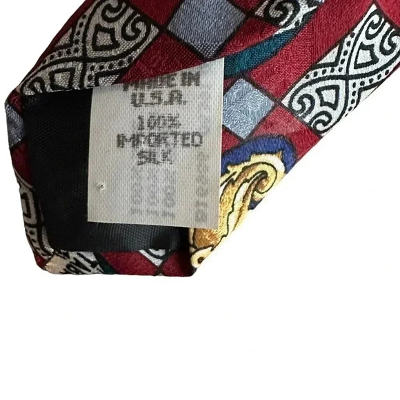 TABASCO Tie 100% Silk Necktie Made In USA Hot Pepper Sauce - Picture 6 of 6